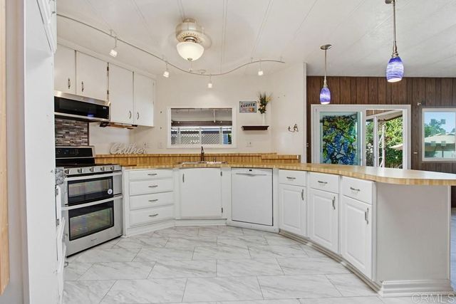 200 N El Camino Real 198, Oceanside, CA 92058