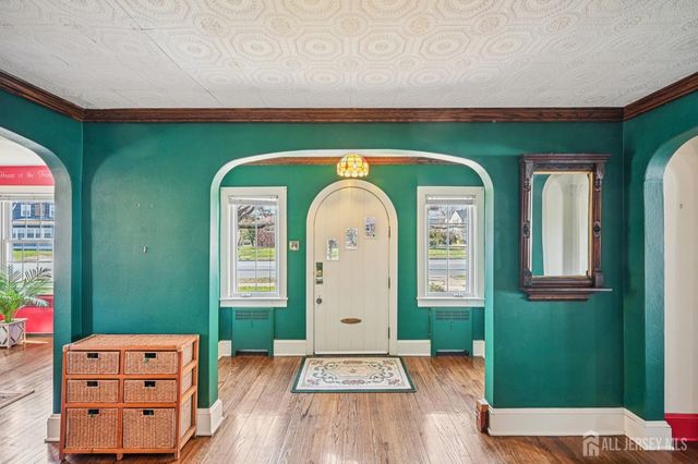 644 Parkway Avenue, Ewing, NJ 08618