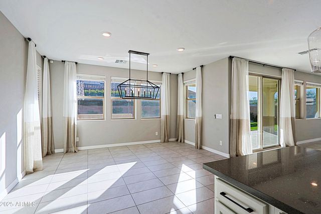 7453 W MAYA Way, Peoria, AZ 85383