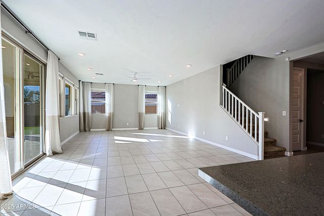 7453 W MAYA Way, Peoria, AZ 85383