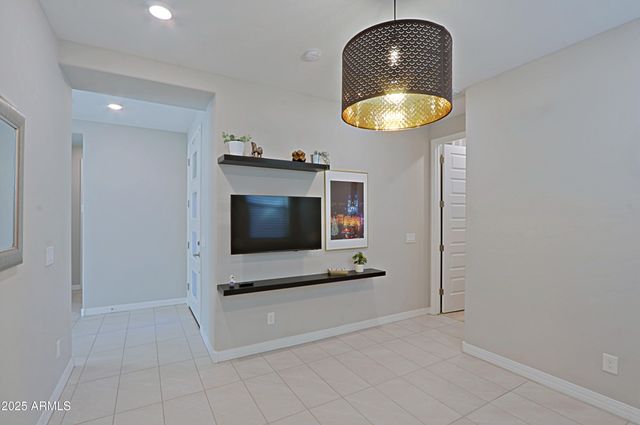 7453 W MAYA Way, Peoria, AZ 85383