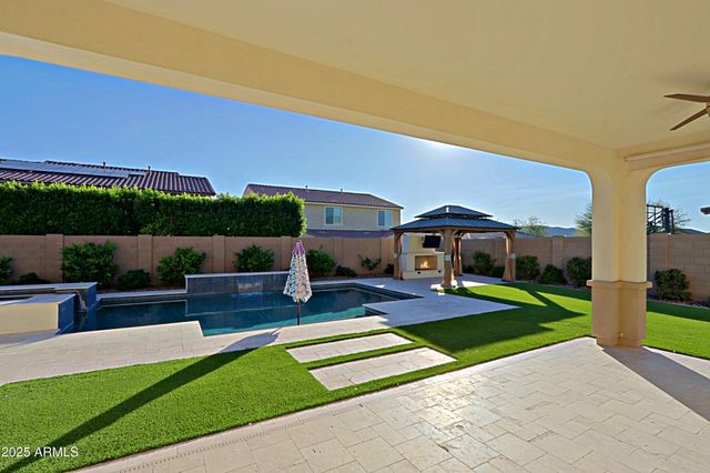 7453 W MAYA Way, Peoria, AZ 85383