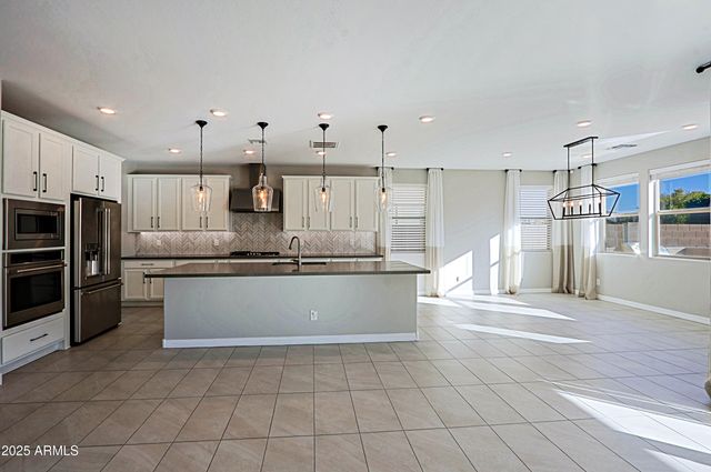 7453 W MAYA Way, Peoria, AZ 85383