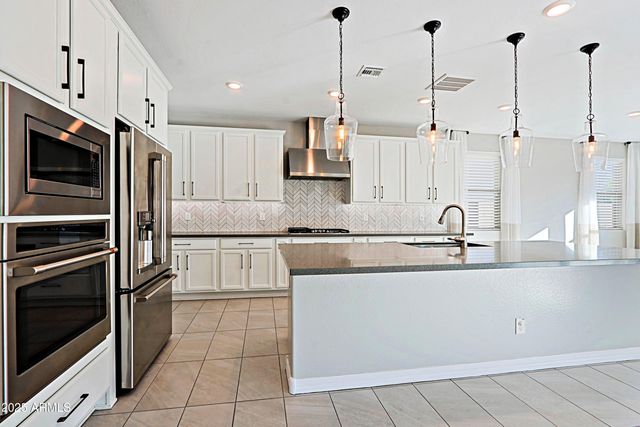 7453 W MAYA Way, Peoria, AZ 85383