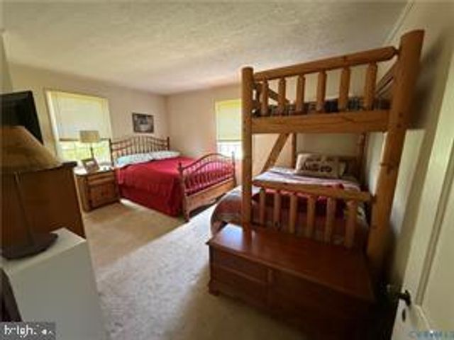 1686 LOCUST GROVE RD, Topping, VA 23169