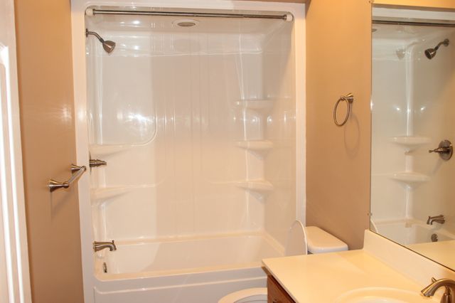 72 Sandstone Ct, Mcminnville, TN 37110