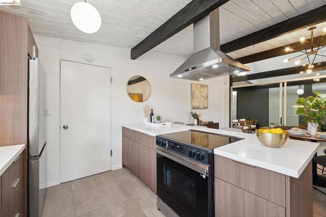 4100 Phoenix St, Concord, CA 94521