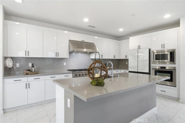 2605 E Tatum Lane, Ontario, CA 91762