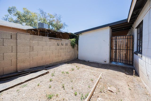 412 W 13th Street, Tempe, AZ 85281