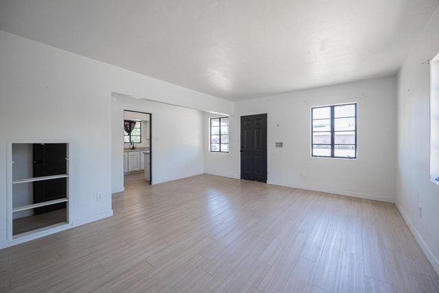412 W 13th Street, Tempe, AZ 85281