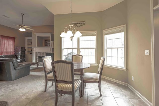 9816 OLDHAM DR, Cordova, TN 38016