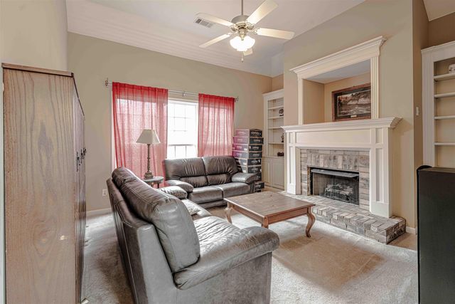 9816 OLDHAM DR, Cordova, TN 38016