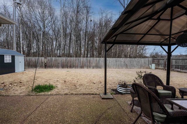 9816 OLDHAM DR, Cordova, TN 38016