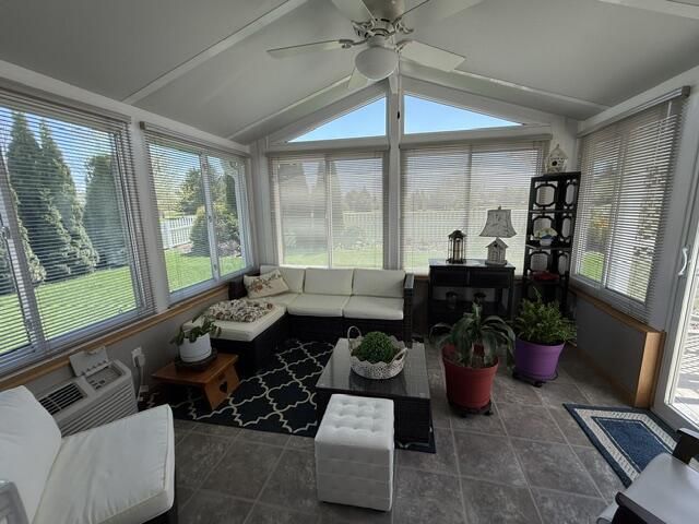 204 Wollet DRIVE, Fort Atkinson, WI 53538