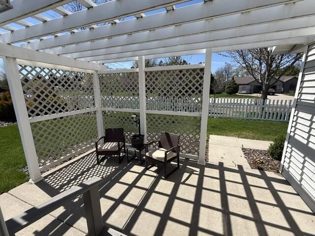 204 Wollet DRIVE, Fort Atkinson, WI 53538
