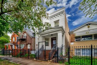 3323 W Potomac Avenue, Chicago, IL 60651