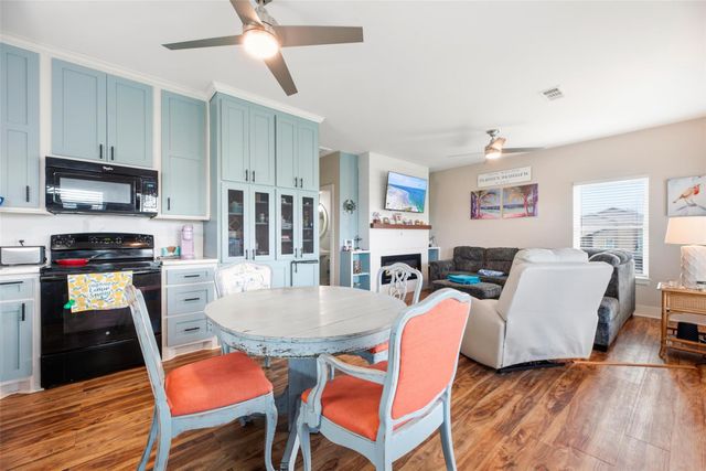 110 S Verdia Drive, Crystal Beach, TX 77650