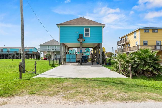 110 S Verdia Drive, Crystal Beach, TX 77650