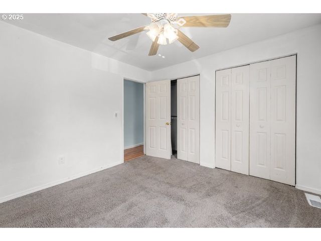 1235 Se BOOTH Ave, Roseburg, OR 97470