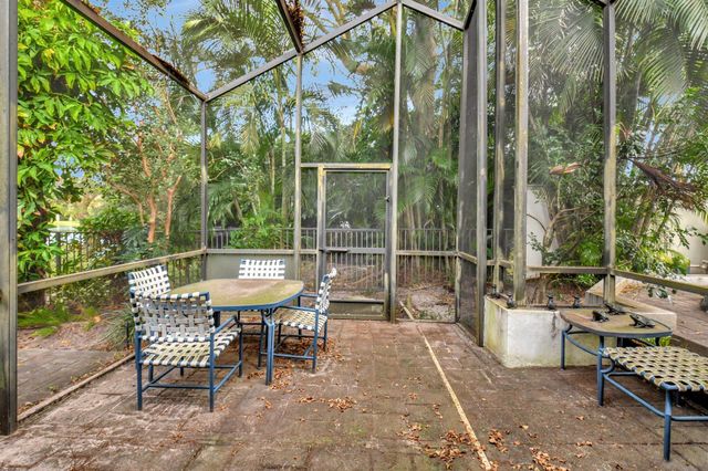 2014 NW 52nd Street, Boca Raton, FL 33496