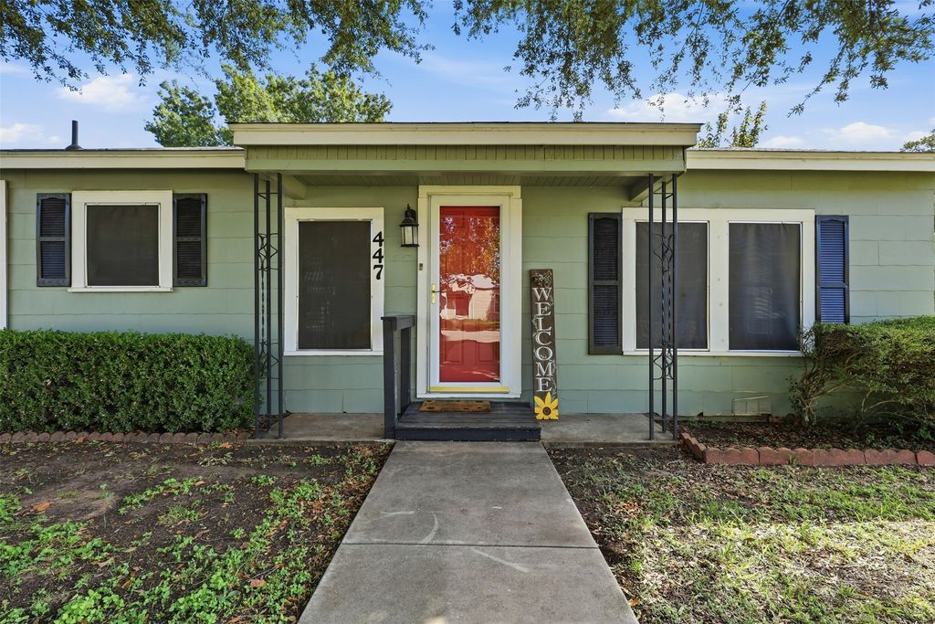 447 Bales Street, Cleburne, TX 76033 — photo 4
