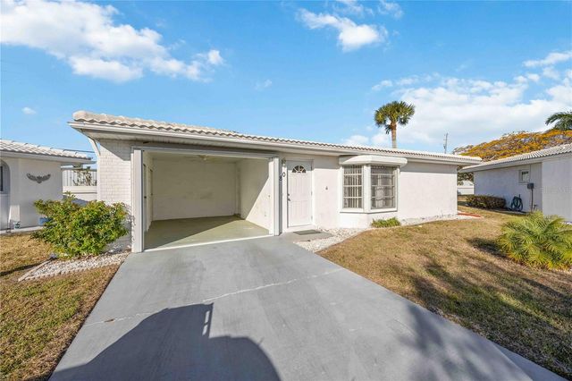 80 CIRCLEWOOD DRIVE A3-3, Venice, FL 34293