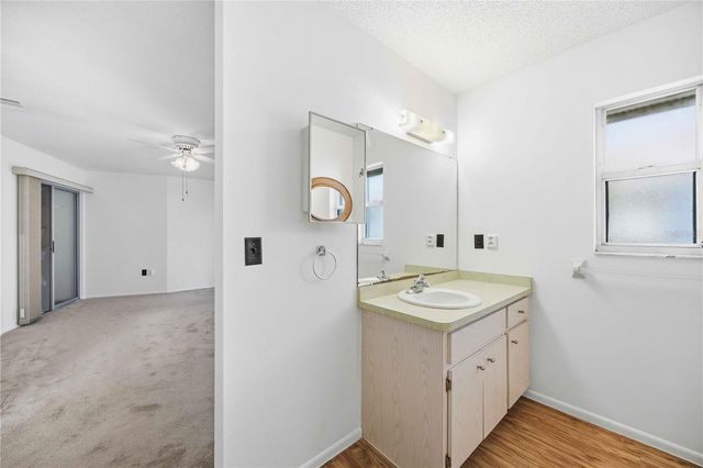 80 CIRCLEWOOD DRIVE A3-3, Venice, FL 34293