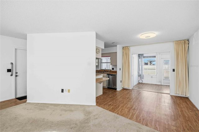 80 CIRCLEWOOD DRIVE A3-3, Venice, FL 34293