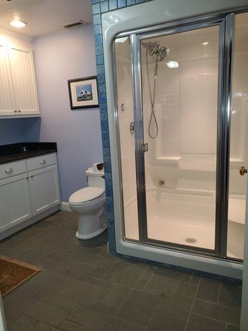 27 Ferncroft Rd, Tewksbury, MA 01876