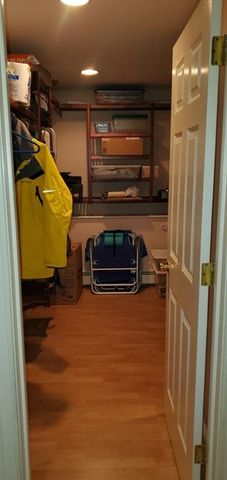 27 Ferncroft Rd, Tewksbury, MA 01876
