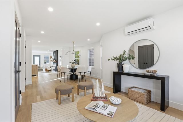 79 Moreland St 79, Somerville, MA 02145