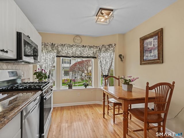 180 Turn Of River Road 13A, Stamford, CT 06905