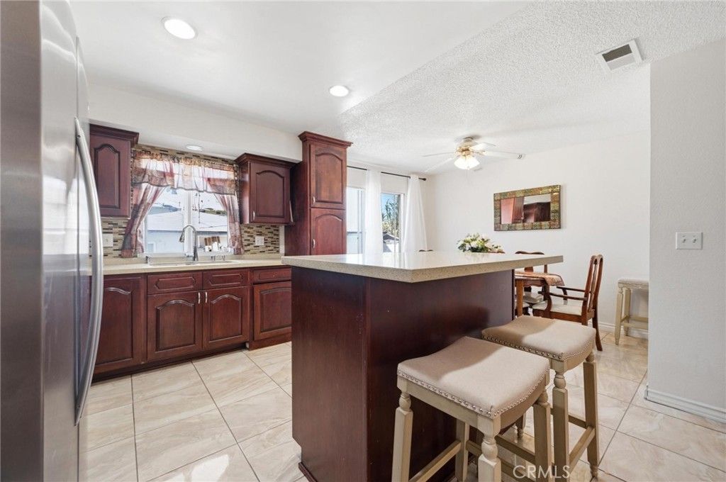 9200 Palm Street 6, Bellflower, CA 90706 — photo 3