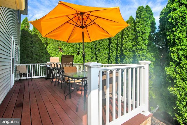48 BREWSTER ST, Hanover, PA 17331