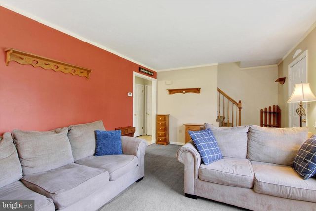 48 BREWSTER ST, Hanover, PA 17331