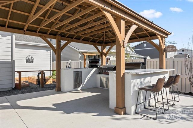 2195 Savoy Court, Middleton, ID 83644