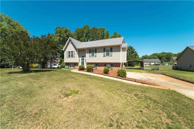 191 Summit Drive, Mocksville, NC 27028