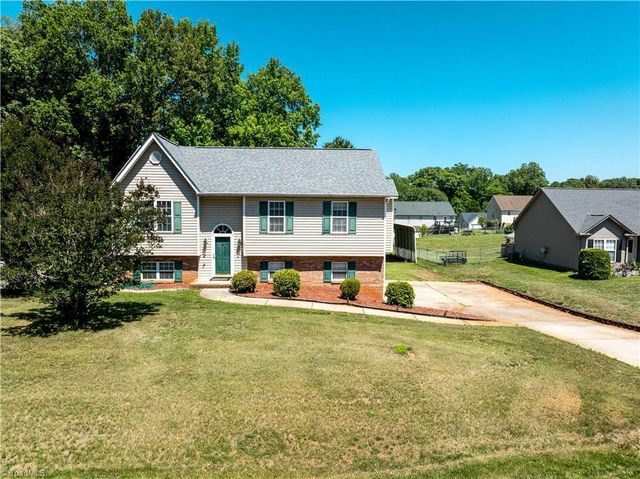 191 Summit Drive, Mocksville, NC 27028