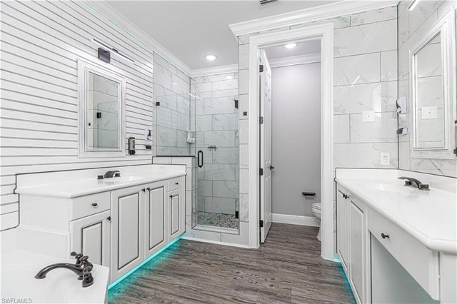 1330 Mariposa CIR # 103, Naples, FL 34105