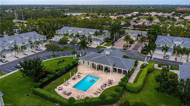 1330 Mariposa CIR # 103, Naples, FL 34105