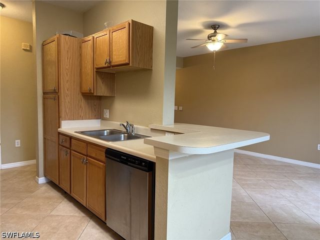 7945 Preserve CIR 523, Naples, FL 34119