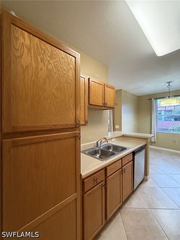 7945 Preserve CIR 523, Naples, FL 34119