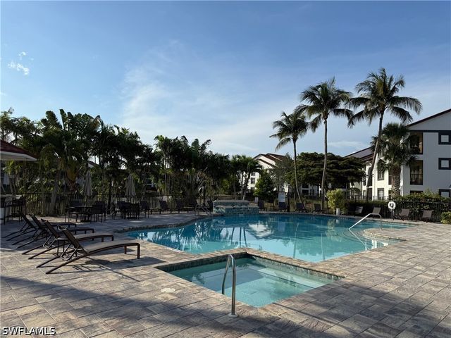 7945 Preserve CIR 523, Naples, FL 34119