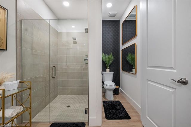 8857 Oceana WAY, Naples, FL 34114