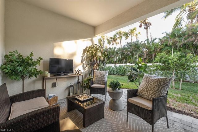 8857 Oceana WAY, Naples, FL 34114