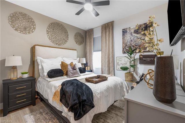 8857 Oceana WAY, Naples, FL 34114