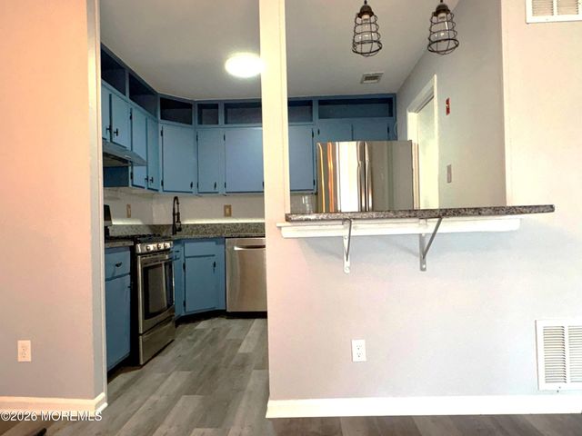 5-6 Atlanta Court 6, Freehold, NJ 07728