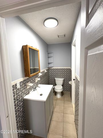 5-6 Atlanta Court 6, Freehold, NJ 07728