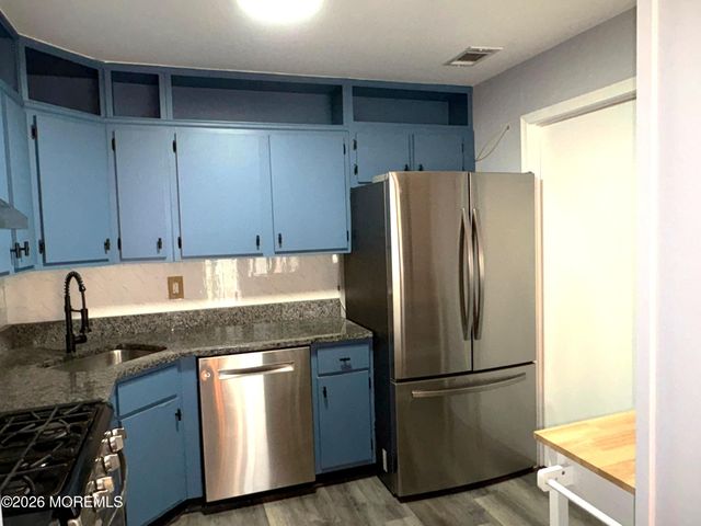 5-6 Atlanta Court 6, Freehold, NJ 07728