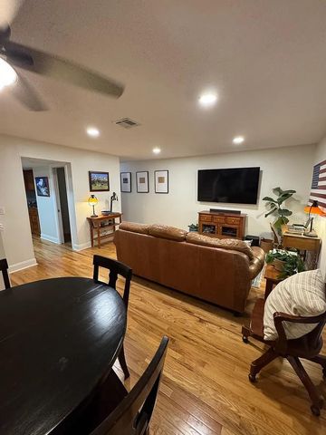 606 S GLEN AVENUE 9, Tampa, FL 33609